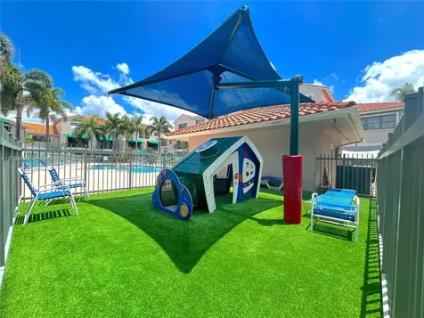 1409 NW 126th Way Sunrise FL 33323