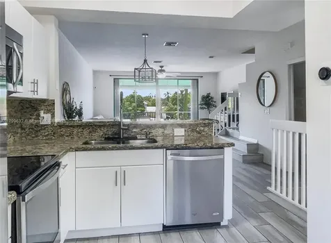 1409 NW 126th Way Sunrise FL 33323