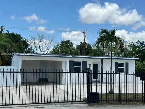 10411 SW 184th Street Cutler Bay FL 33157