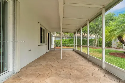 2625 SE 5th Court Homestead FL 33033