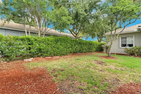 2625 SE 5th Court Homestead FL 33033