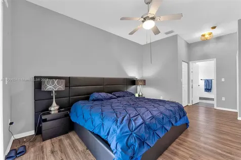 2625 SE 5th Court Homestead FL 33033