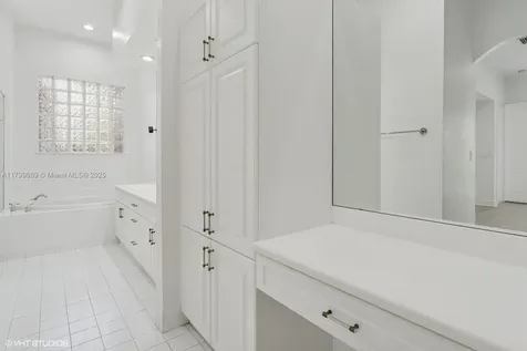 1576 Breakwater Terrace Hollywood FL 33019