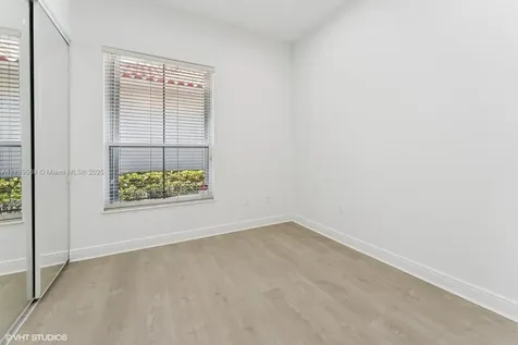 1576 Breakwater Terrace Hollywood FL 33019