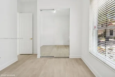 1576 Breakwater Terrace Hollywood FL 33019