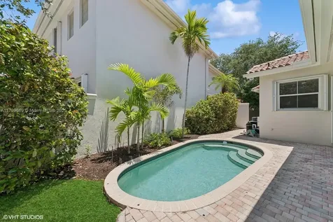 1576 Breakwater Terrace Hollywood FL 33019