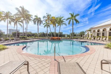 1576 Breakwater Terrace Hollywood FL 33019