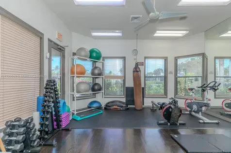 1576 Breakwater Terrace Hollywood FL 33019