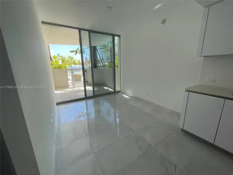18501 Collins Avenue Sunny Isles Beach FL 33160