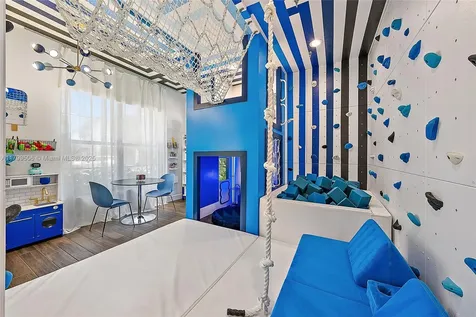 2069 Dickens Terrace Palm Beach Gardens FL 33418