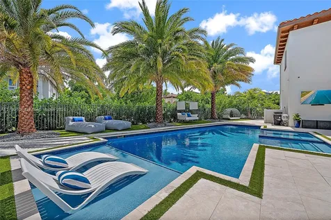 2069 Dickens Terrace Palm Beach Gardens FL 33418