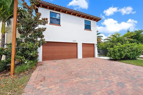 2069 Dickens Terrace Palm Beach Gardens FL 33418