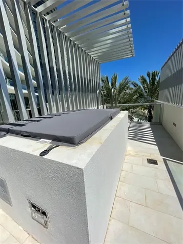 18501 Collins Avenue Sunny Isles Beach FL 33160