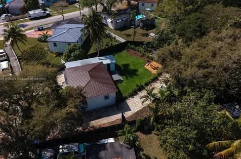 1153 NE 158th Street North Miami Beach FL 33162