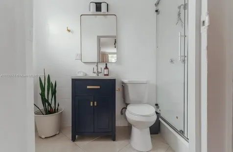 1153 NE 158th Street North Miami Beach FL 33162