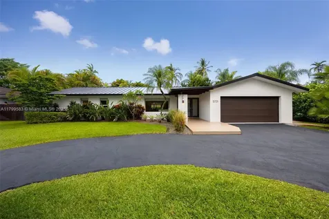 5721 SW 59th Avenue South Miami FL 33143