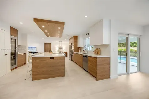 5721 SW 59th Avenue South Miami FL 33143