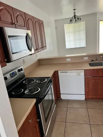 1905 SW 60th Terrace North Lauderdale FL 33068