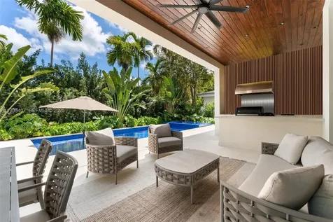 2323 SW 2nd Avenue Miami FL 33129