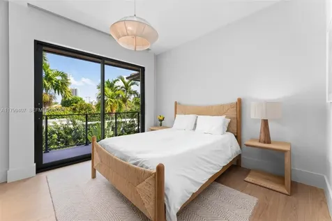 2323 SW 2nd Avenue Miami FL 33129