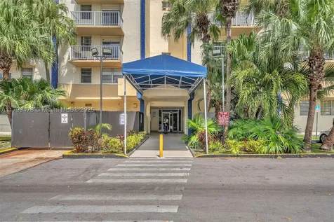 801 NW 47th Avenue Miami FL 33126