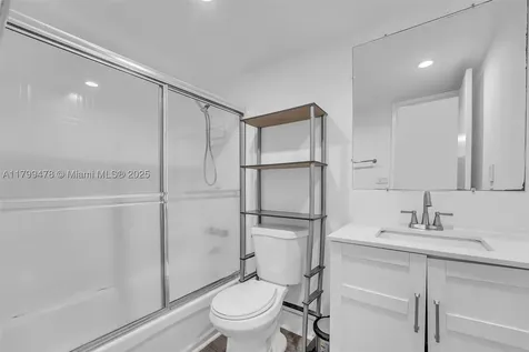 801 NW 47th Avenue Miami FL 33126