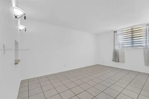 801 NW 47th Avenue Miami FL 33126