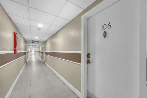 4550 NW 9th Street Miami FL 33126