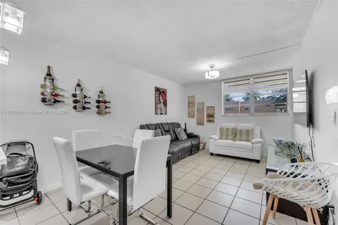 4550 NW 9th Street Miami FL 33126