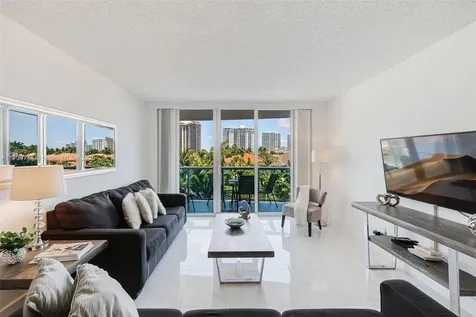 19370 Collins Avenue Sunny Isles Beach FL 33160