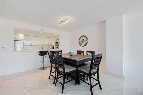 19370 Collins Avenue Sunny Isles Beach FL 33160
