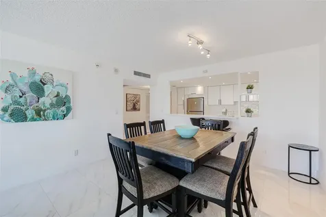 19370 Collins Avenue Sunny Isles Beach FL 33160