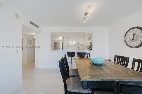 19370 Collins Avenue Sunny Isles Beach FL 33160