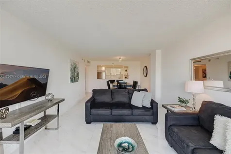19370 Collins Avenue Sunny Isles Beach FL 33160