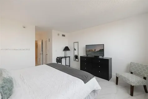 19370 Collins Avenue Sunny Isles Beach FL 33160