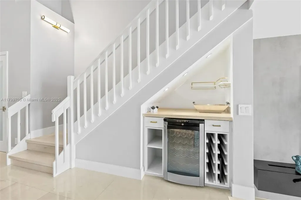 2719 NE 15th Street Fort Lauderdale FL 33304