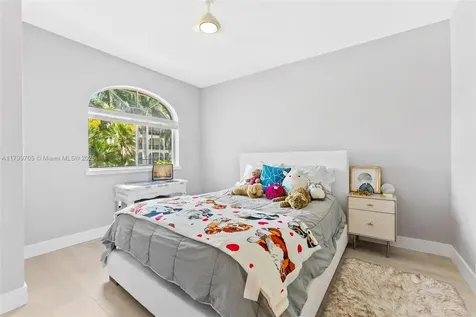 2719 NE 15th Street Fort Lauderdale FL 33304