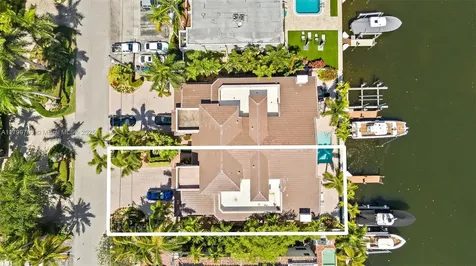 2719 NE 15th Street Fort Lauderdale FL 33304