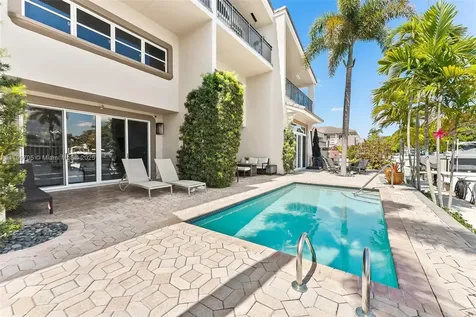 2719 NE 15th Street Fort Lauderdale FL 33304