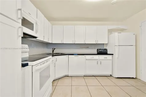 2750 NE 183rd Street Aventura FL 33160