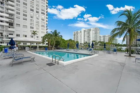 2750 NE 183rd Street Aventura FL 33160