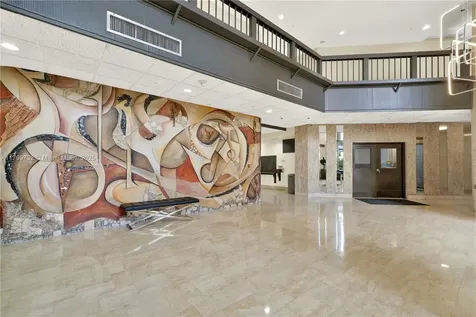 2750 NE 183rd Street Aventura FL 33160