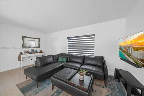 2959 SW 18th Street Miami FL 33145