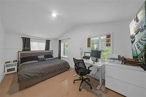 2959 SW 18th Street Miami FL 33145