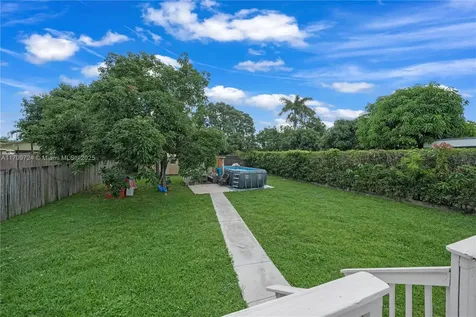 2959 SW 18th Street Miami FL 33145