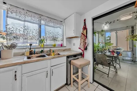2451 NW 41st Avenue Lauderhill FL 33313