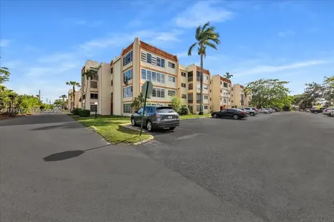 2451 NW 41st Avenue Lauderhill FL 33313