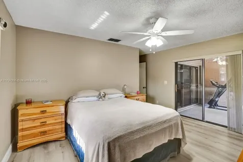 1930 W Oak Knoll Circle Davie FL 33324
