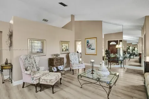 1930 W Oak Knoll Circle Davie FL 33324
