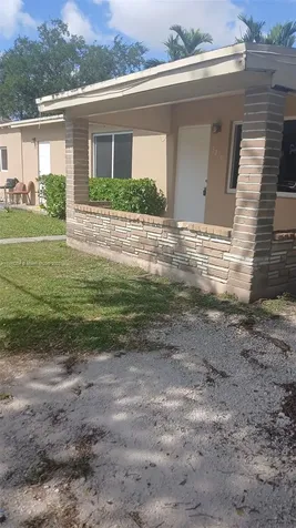 2401 NW 32nd Street Miami FL 33142